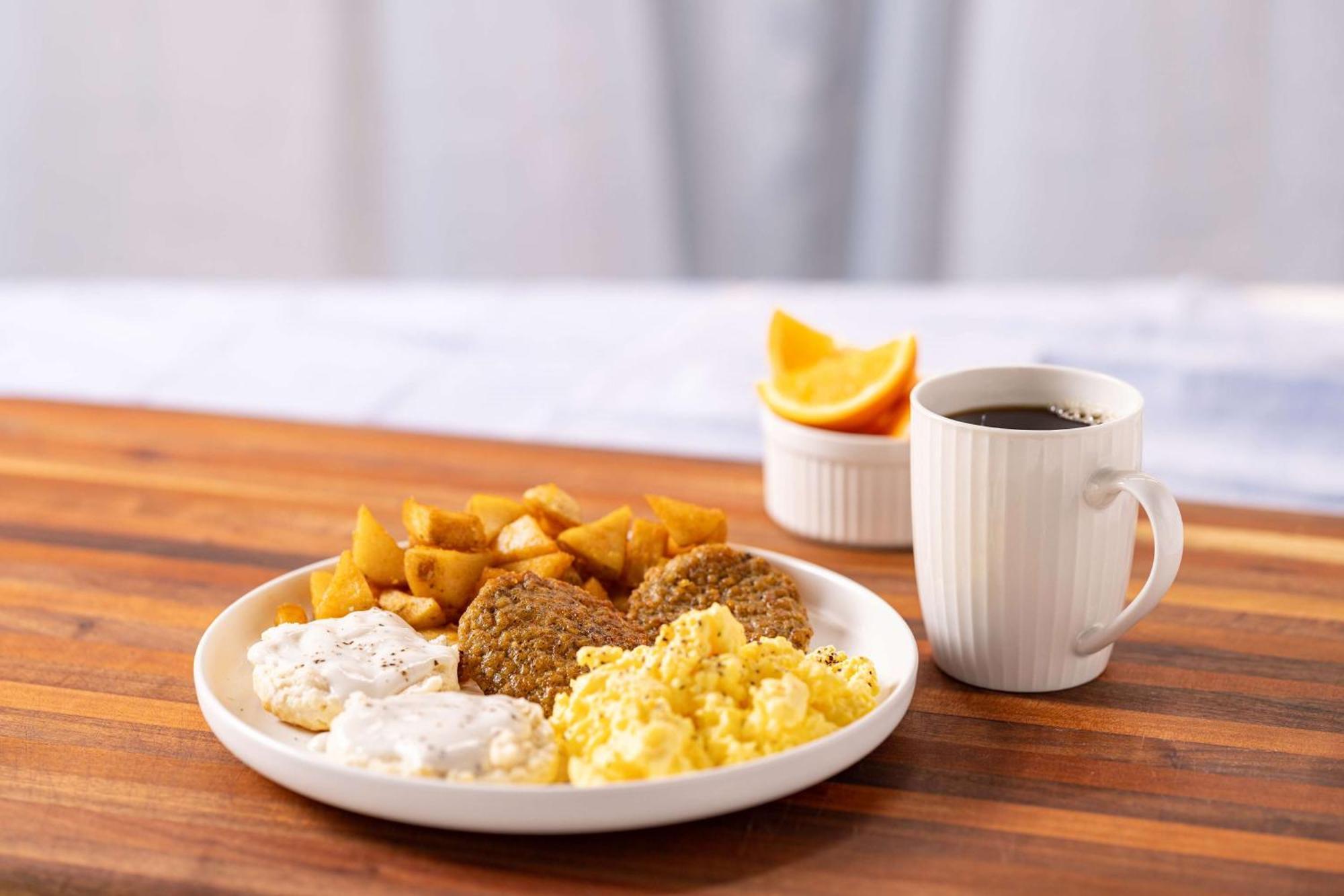 Drury Inn & Suites غينزفيل، فلوريدا المظهر الخارجي الصورة